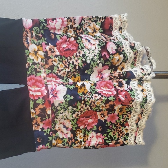 Romper - Picture 2 of 4